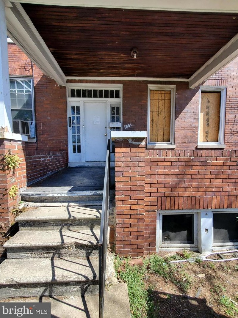 1501 Hilton St, Baltimore, MD 21216-3343