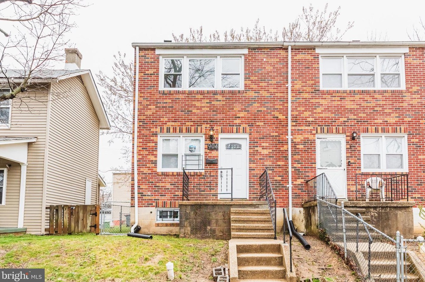 904 Homestead St, Baltimore MD  21218-3607 exterior