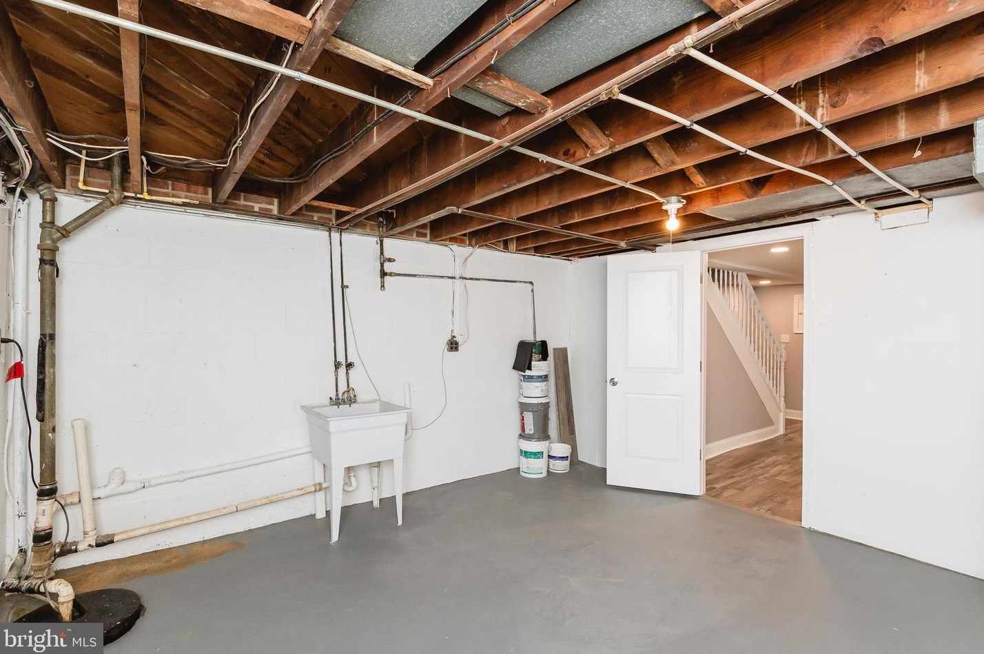 904 Homestead St, Baltimore MD  21218-3607 exterior