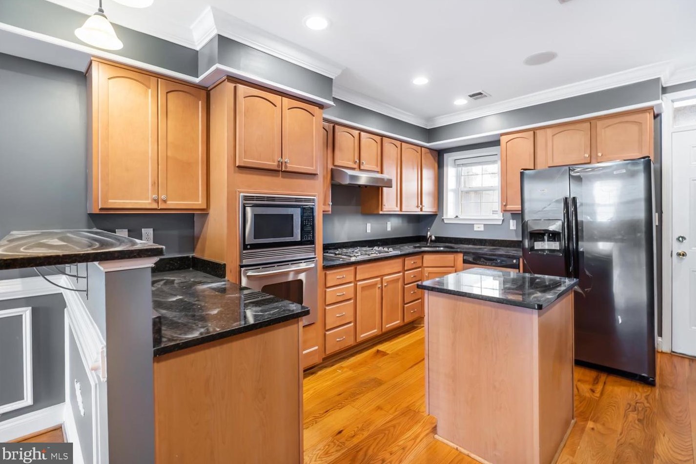 844 Mangold St, Baltimore MD  21230-2505 exterior