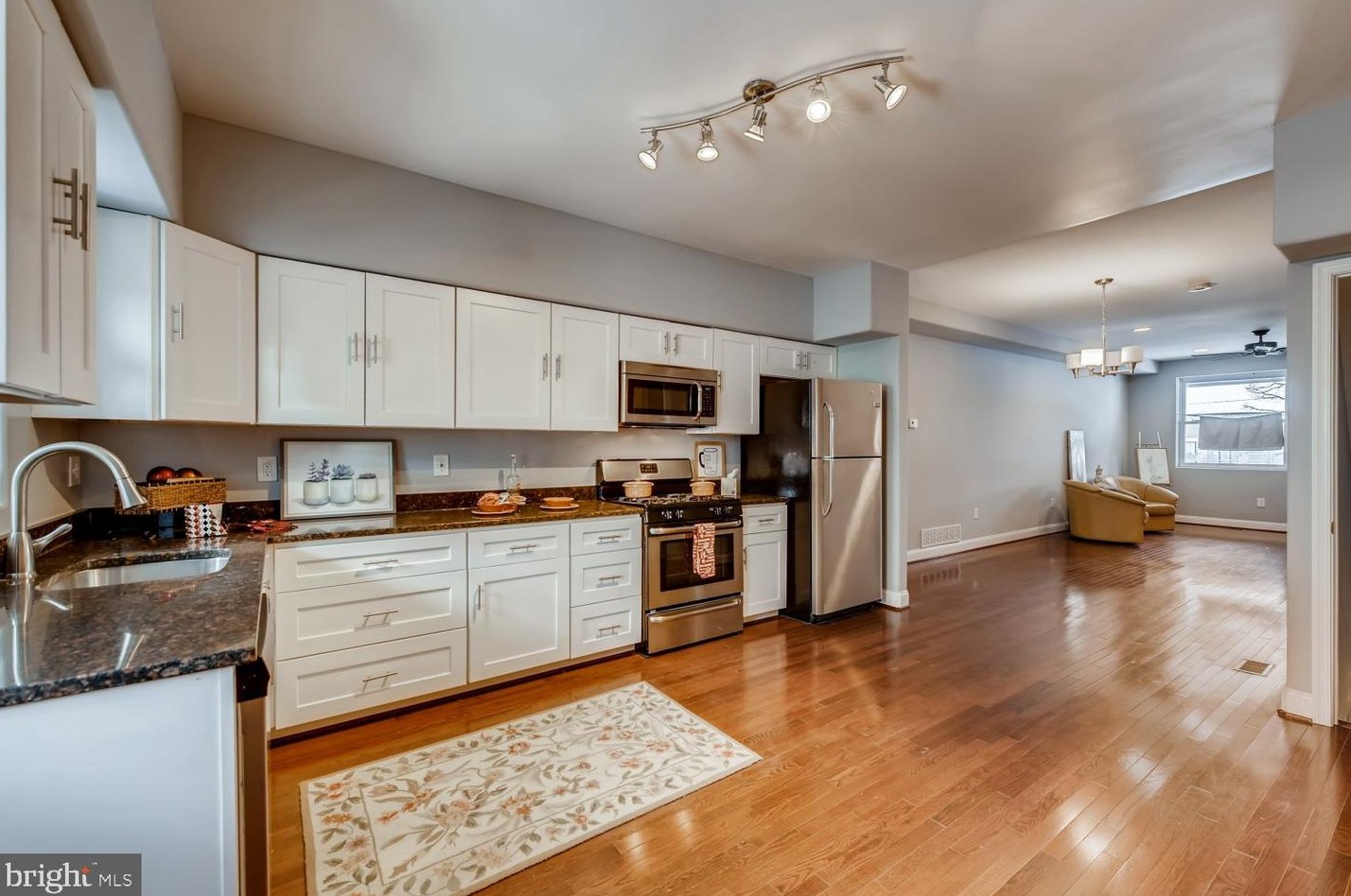 519 28th St, Baltimore MD  21211-3028 exterior