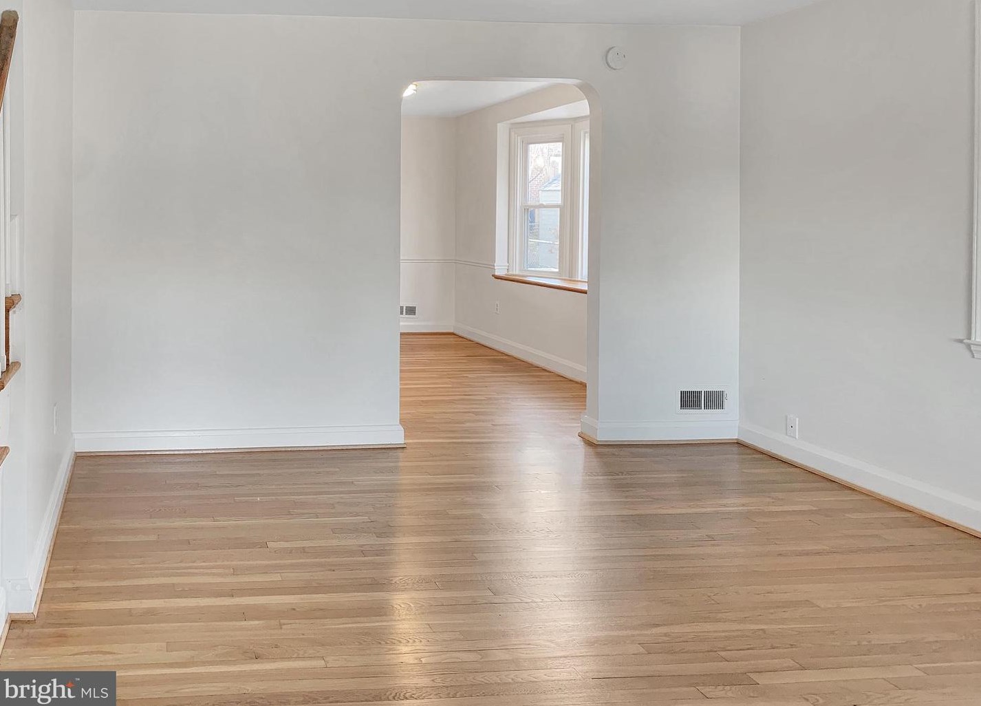 5802 Plumer Ave, Baltimore, MD 21206-2723