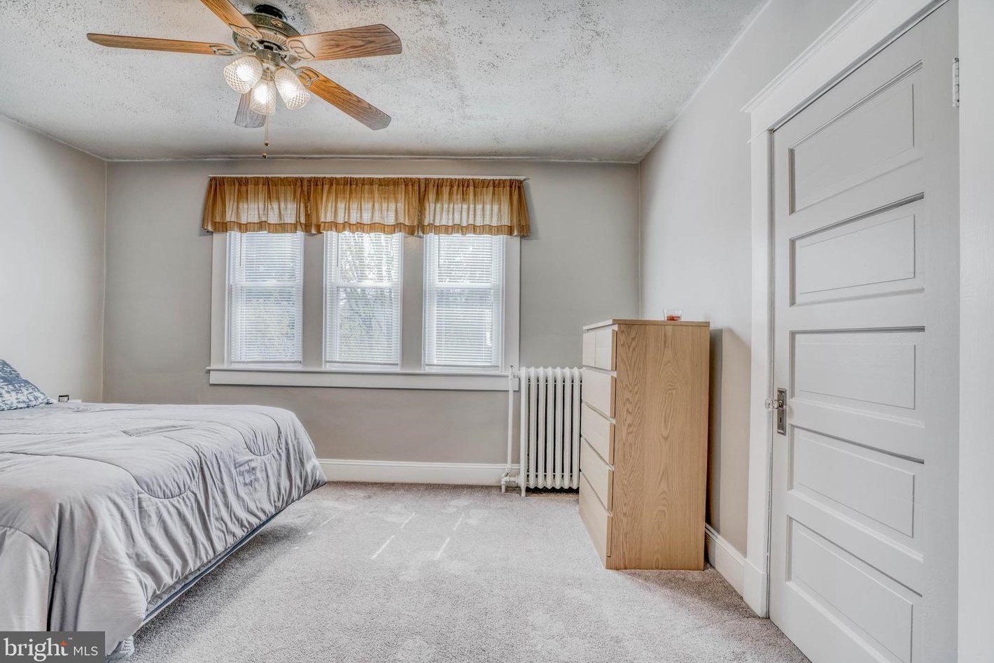 4602 Bayonne Ave, Baltimore MD 21206-2807 exterior