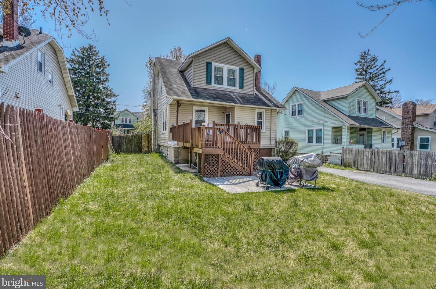 4602 Bayonne Ave, Baltimore MD 21206-2807 exterior