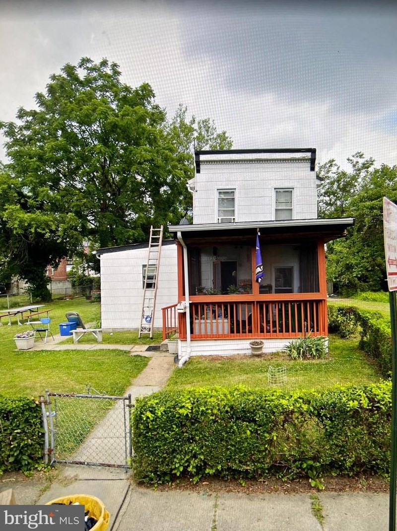 180 Kossuth St, Baltimore, MD 21229-3624