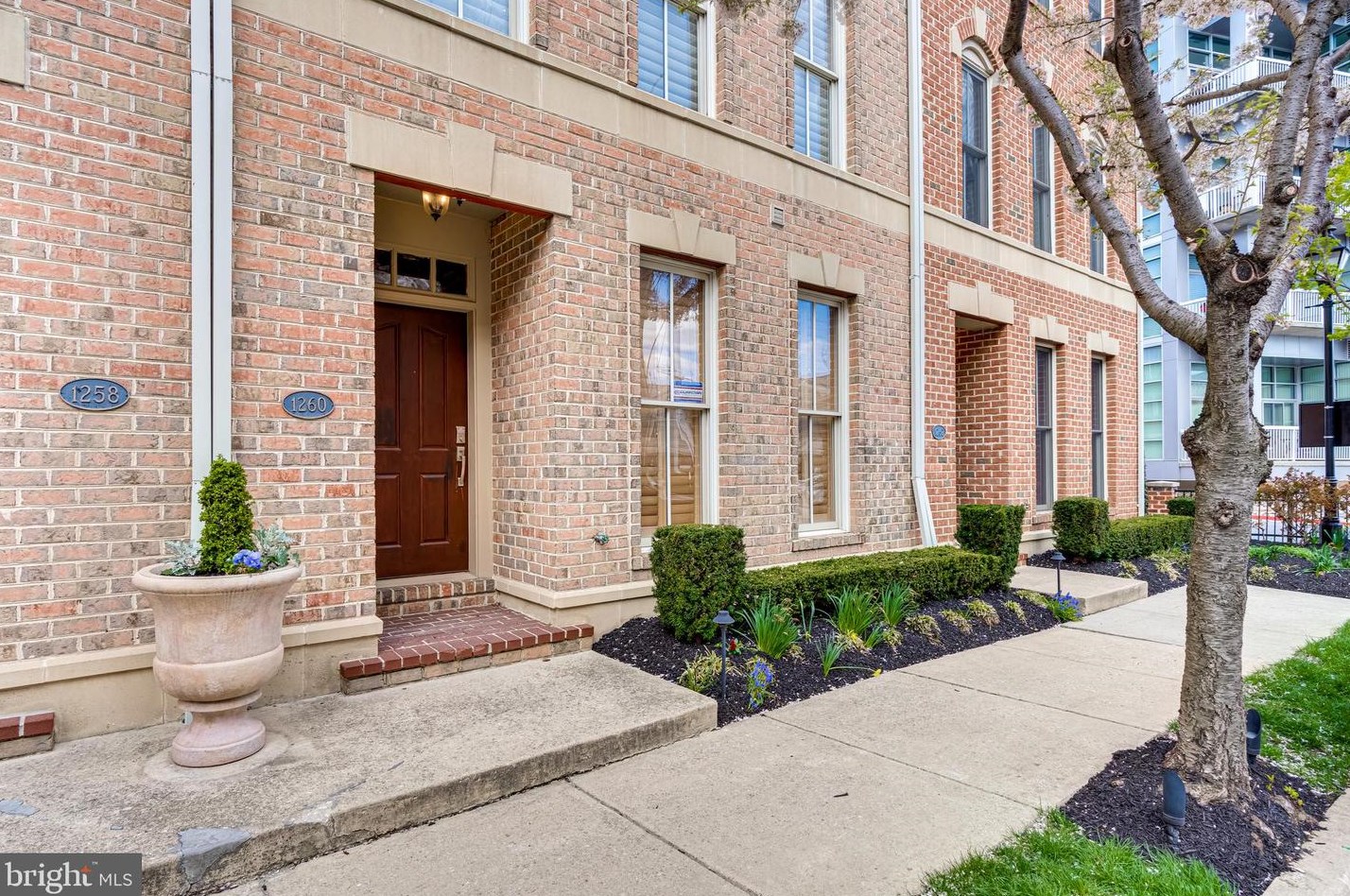 1260 Dockside Cir, Baltimore, MD 21224-4894