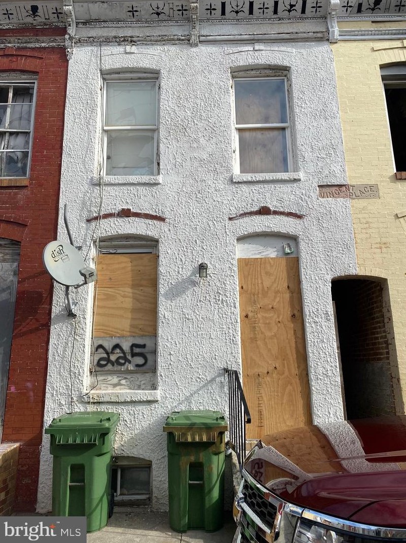 225 Vincent St, Baltimore, MD 21223-3040