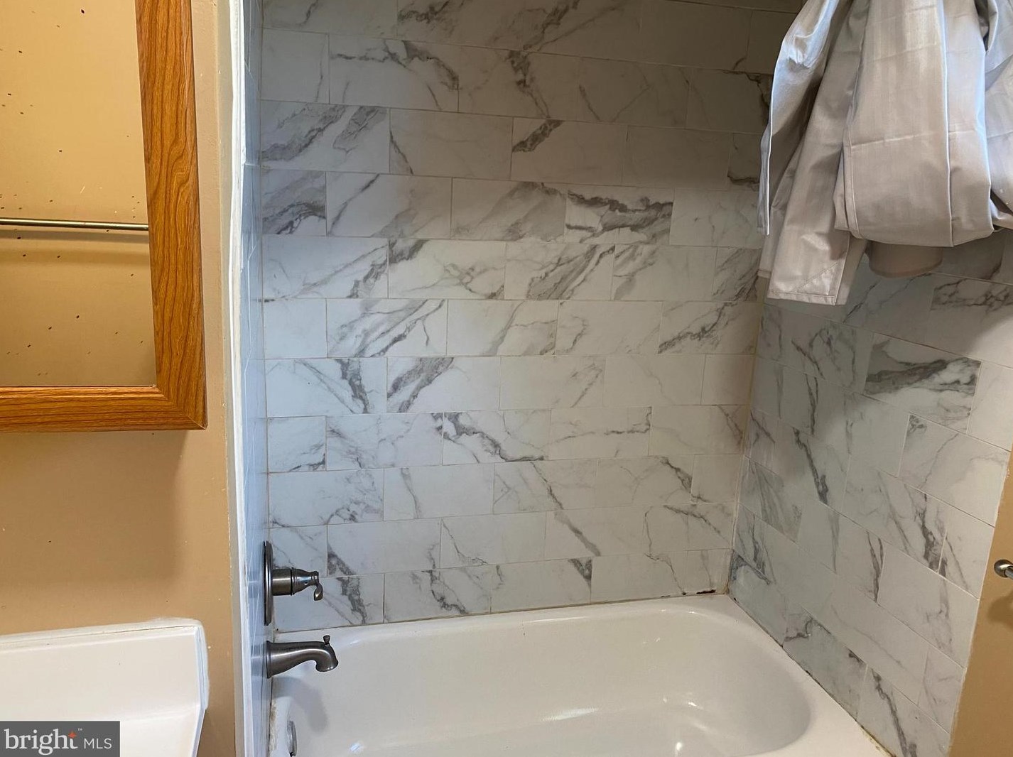 6704 Gary Ave, Baltimore MD  21222-1020 exterior