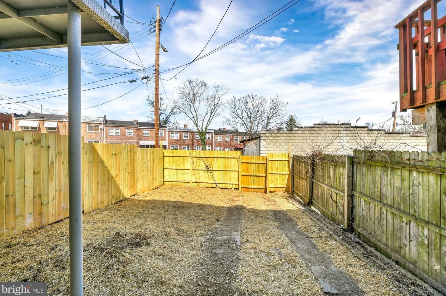 116 Kossuth St, Baltimore MD  21229-3753 exterior