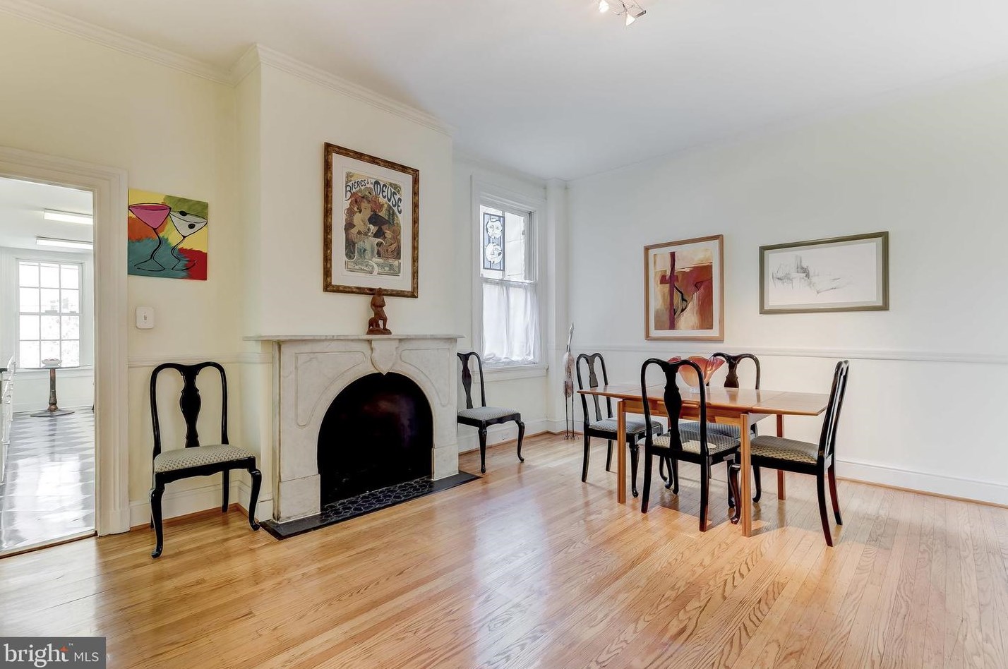 1423 Park Ave, Baltimore MD 21201-3612 exterior