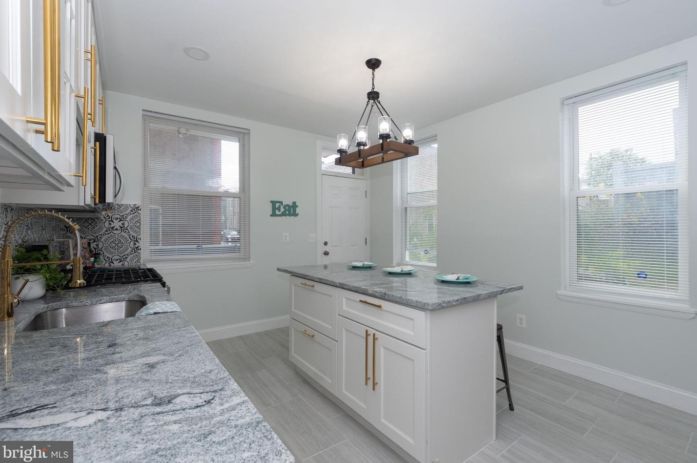 2225 Madison St, Baltimore MD  21205-2330 exterior