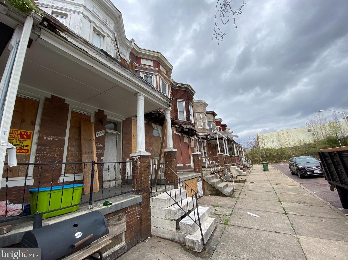 2034 Robb St, Baltimore, MD 21218-6336