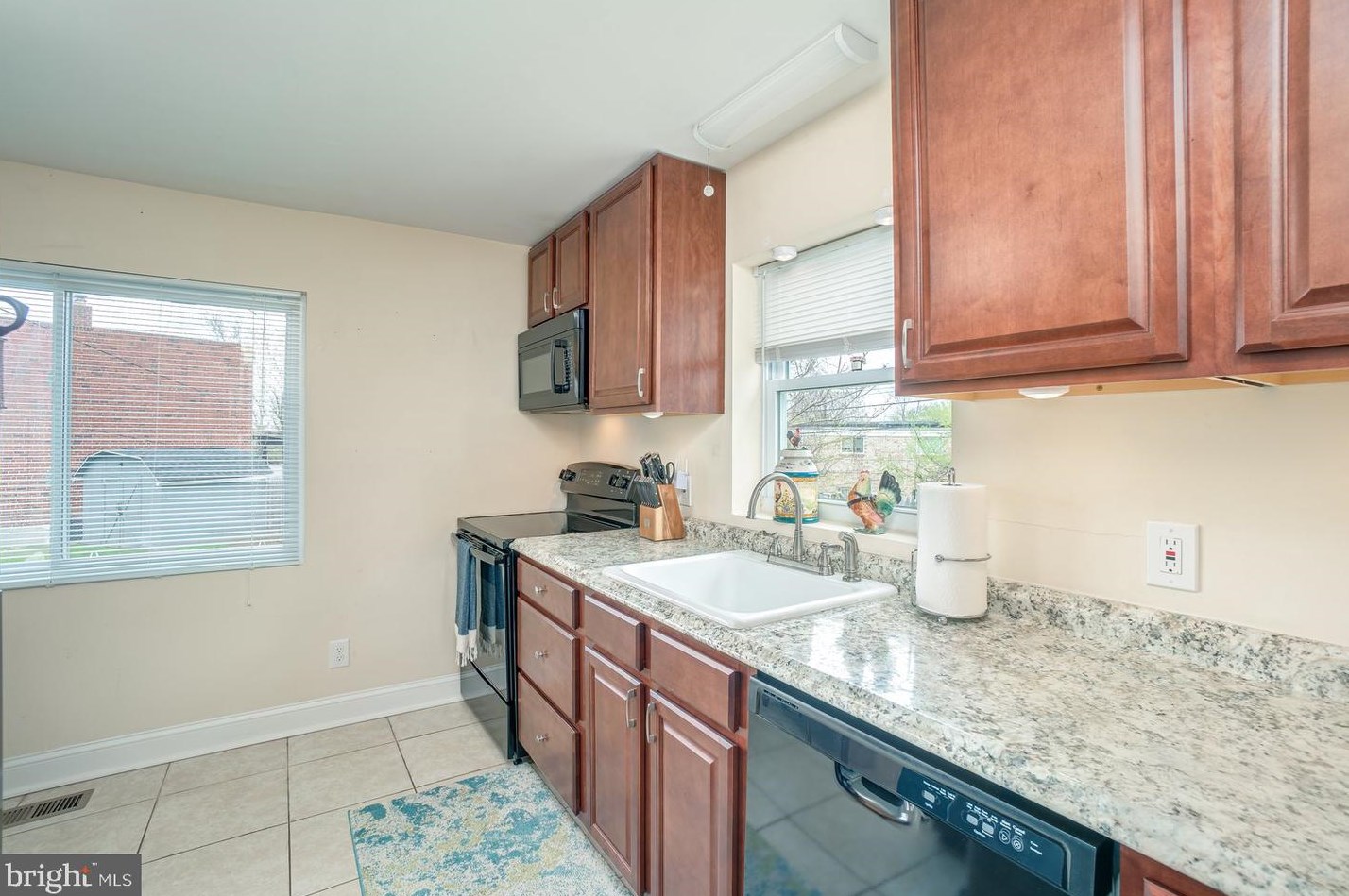 3937 Inner Cir, Baltimore MD  21225-2253 exterior