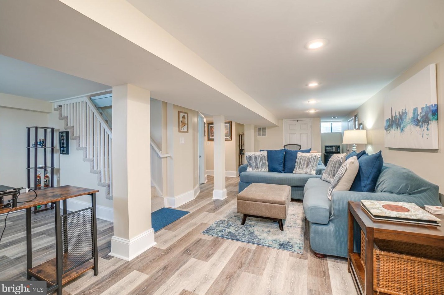 3937 Inner Cir, Baltimore MD  21225-2253 exterior