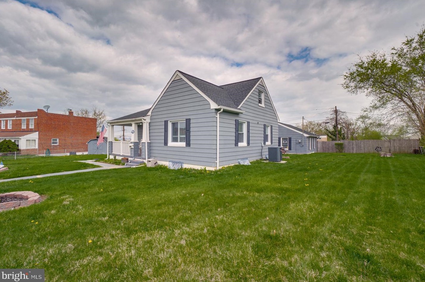 3937 Inner Cir, Baltimore MD  21225-2253 exterior