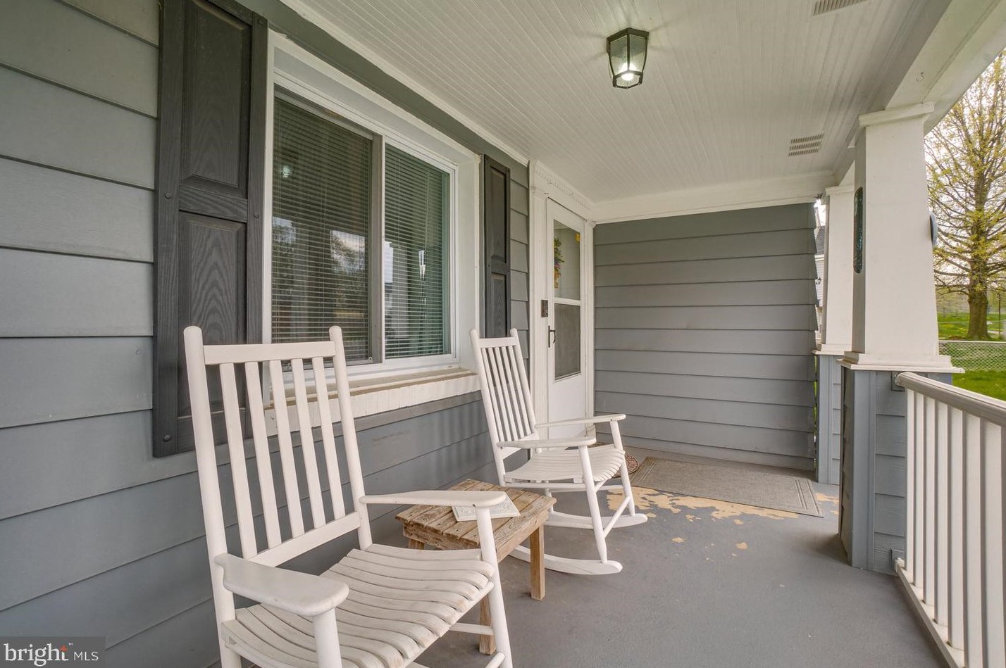 3937 Inner Cir, Baltimore MD  21225-2253 exterior