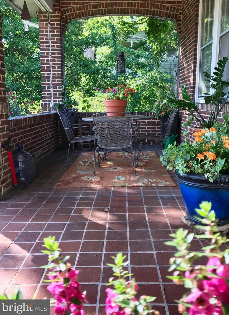 2316 Mayfield Ave, Baltimore, MD 21213-1021
