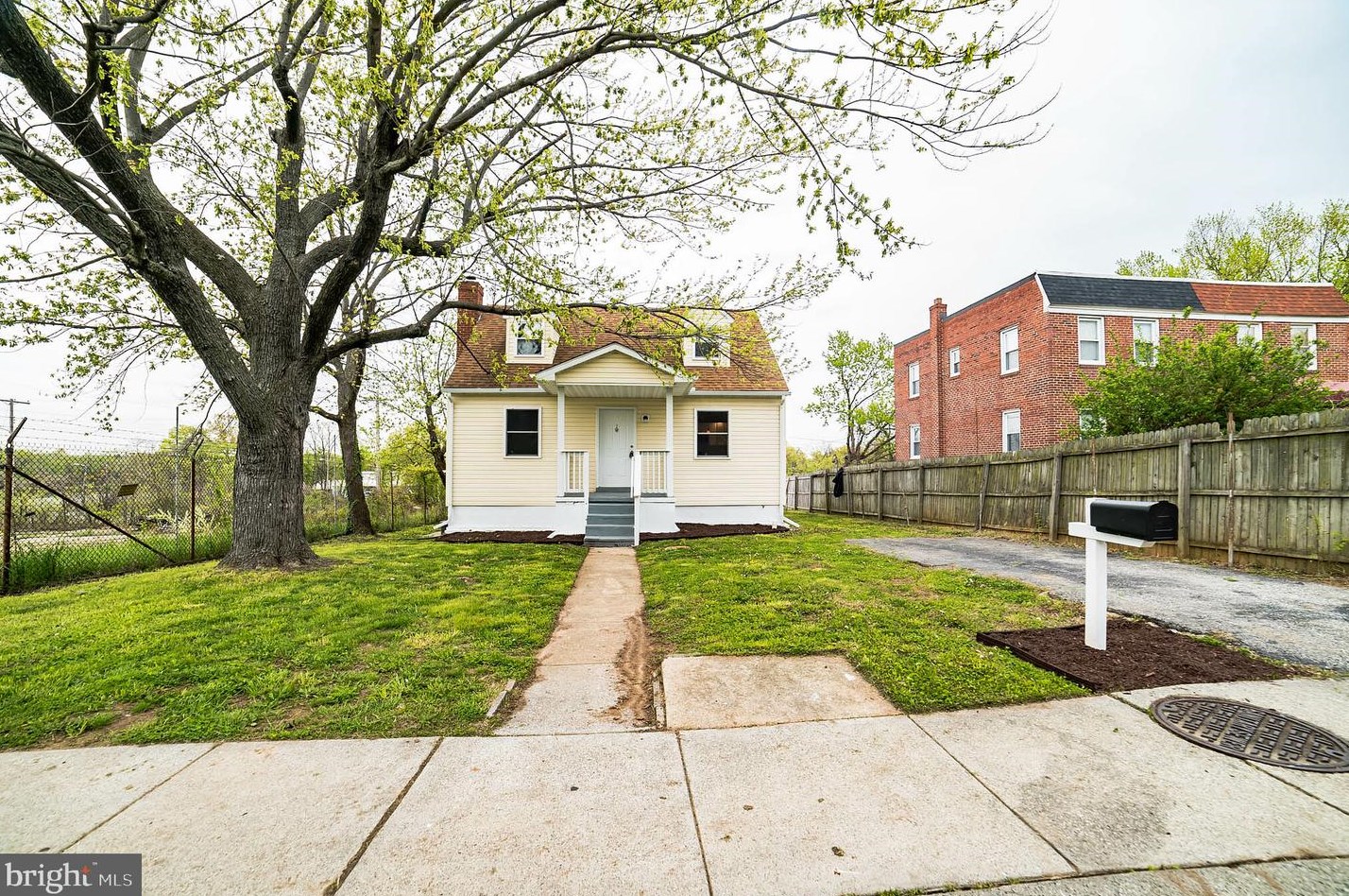 2401 Arbuton Ave, Baltimore, MD 21230-2908
