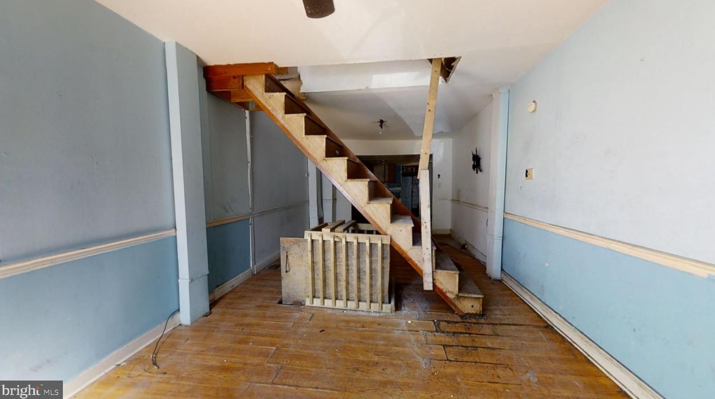42 Heath St, Baltimore, MD 21230-4840