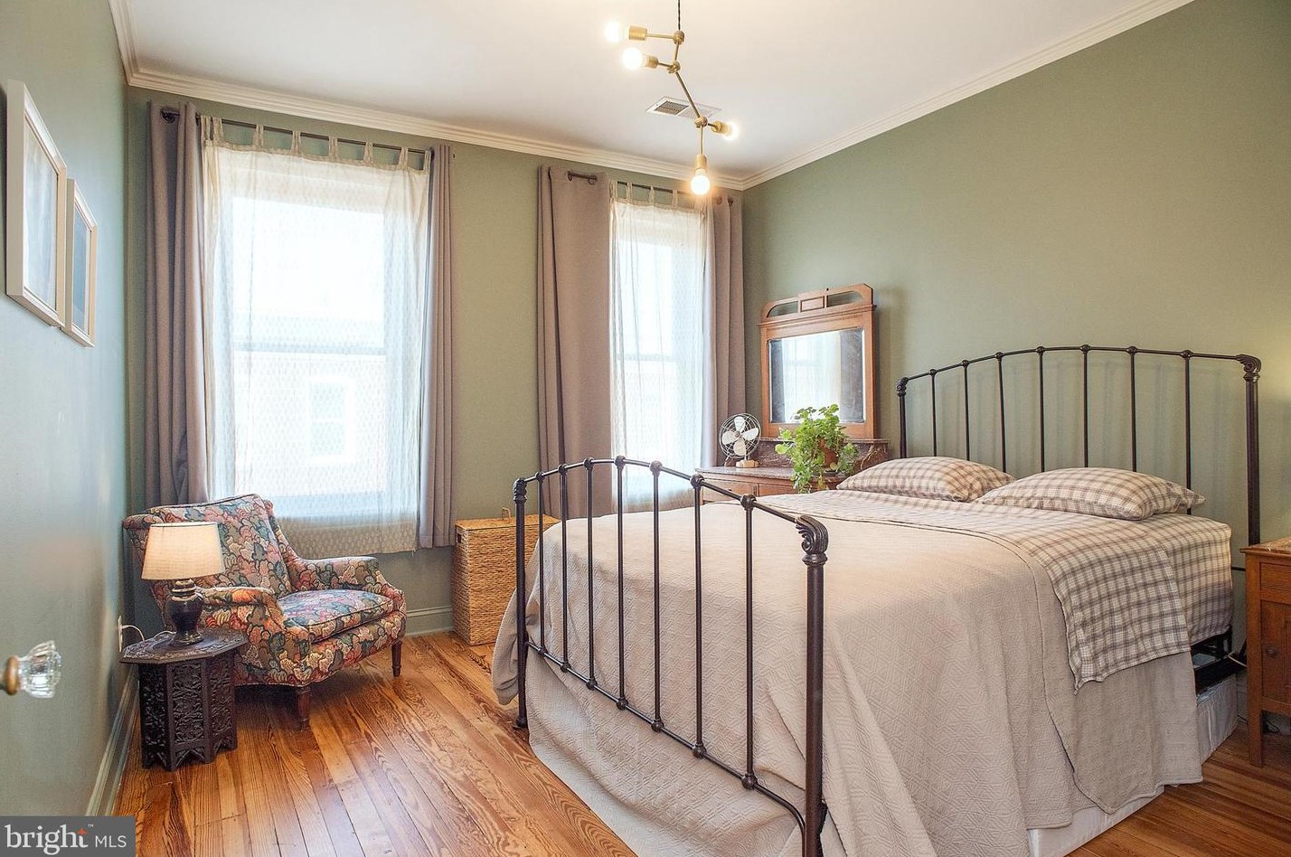 133 Curley St, Baltimore MD  21224-1332 exterior