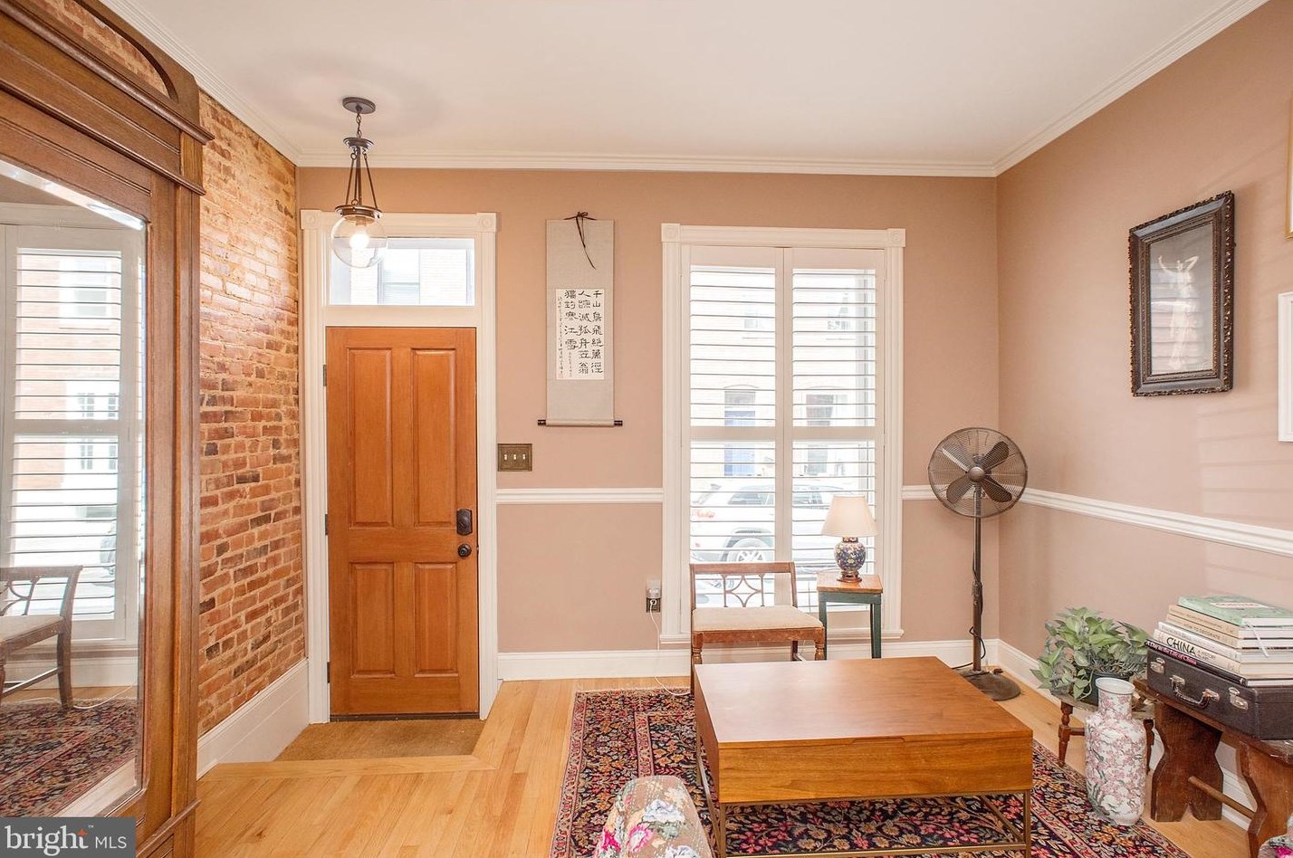 133 Curley St, Baltimore MD  21224-1332 exterior