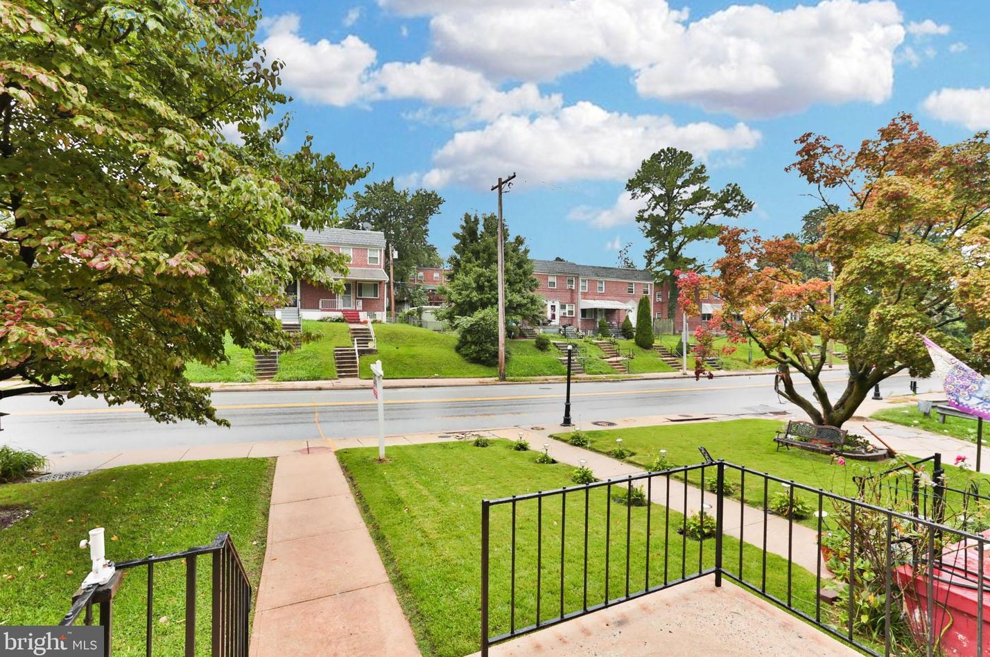 1115 Cooks Ln, Baltimore, MD 21229-1233