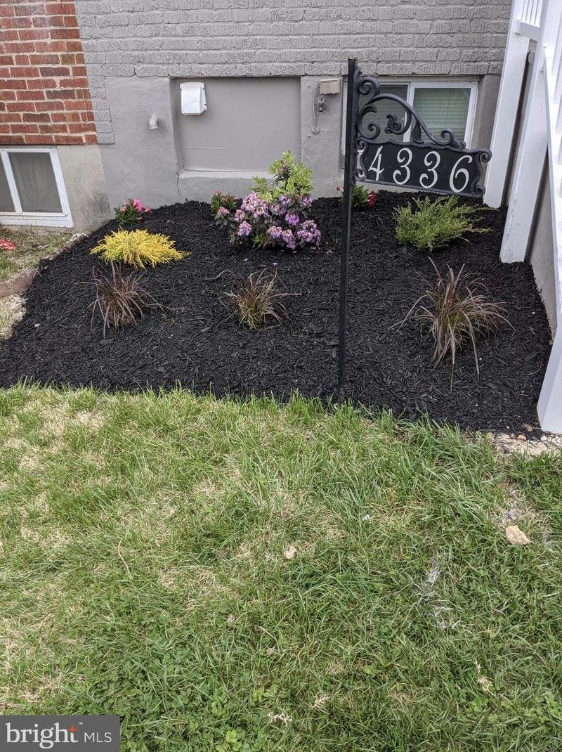 4336 Roberton Ave, Baltimore, MD 21206-6867