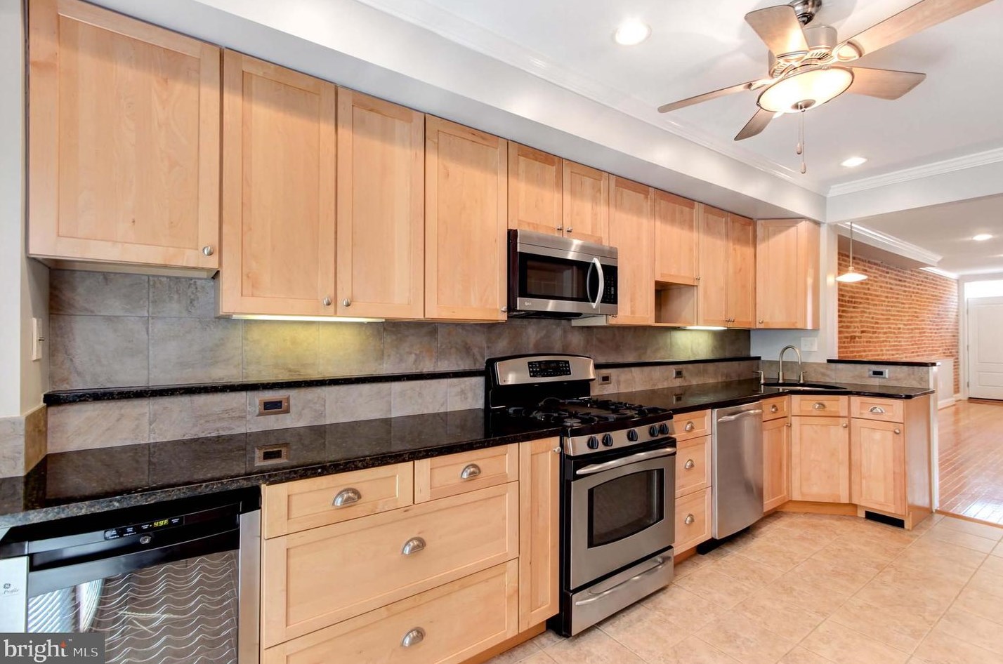 2531 Fleet St, Baltimore MD  21224-3743 exterior