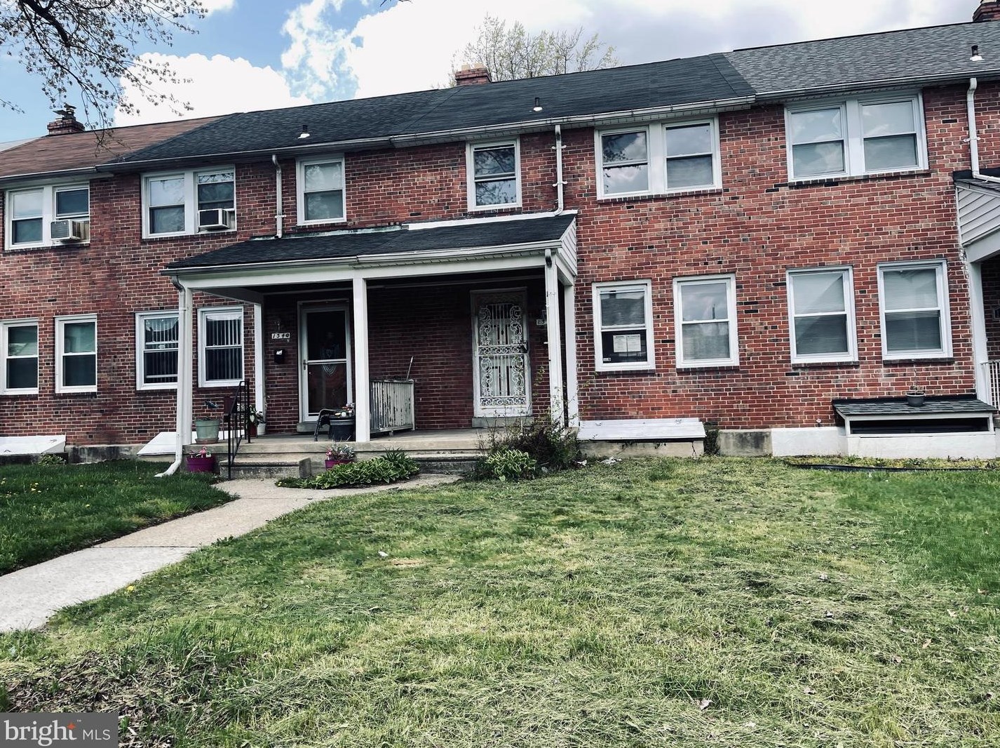 1342 Pentwood Rd, Baltimore, MD 21239-3929