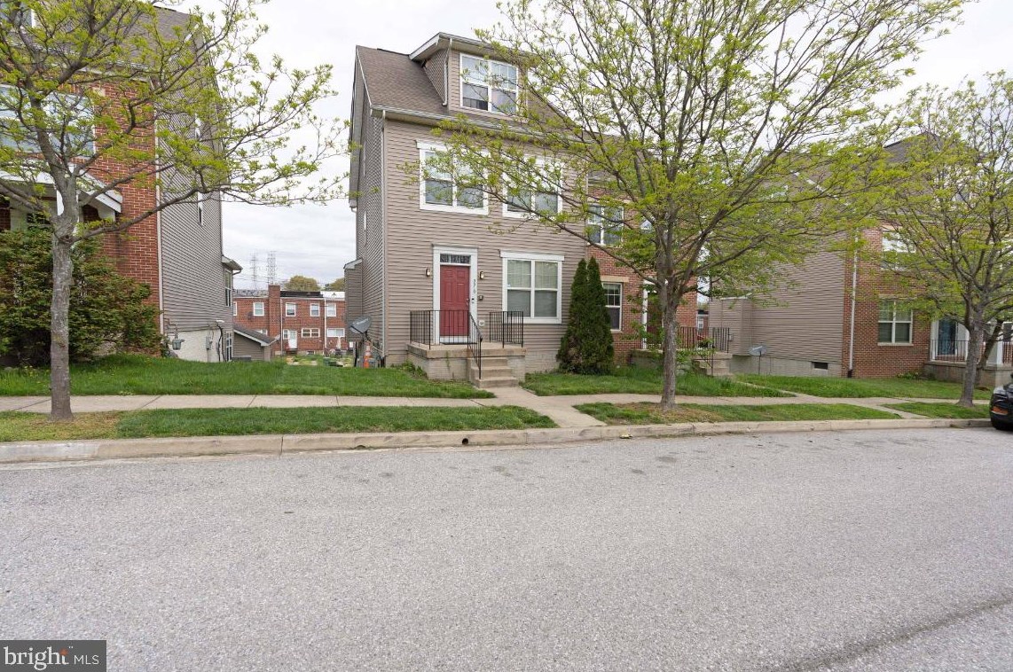 5510 Sinclair Greens Dr, Baltimore, MD 21206-3559