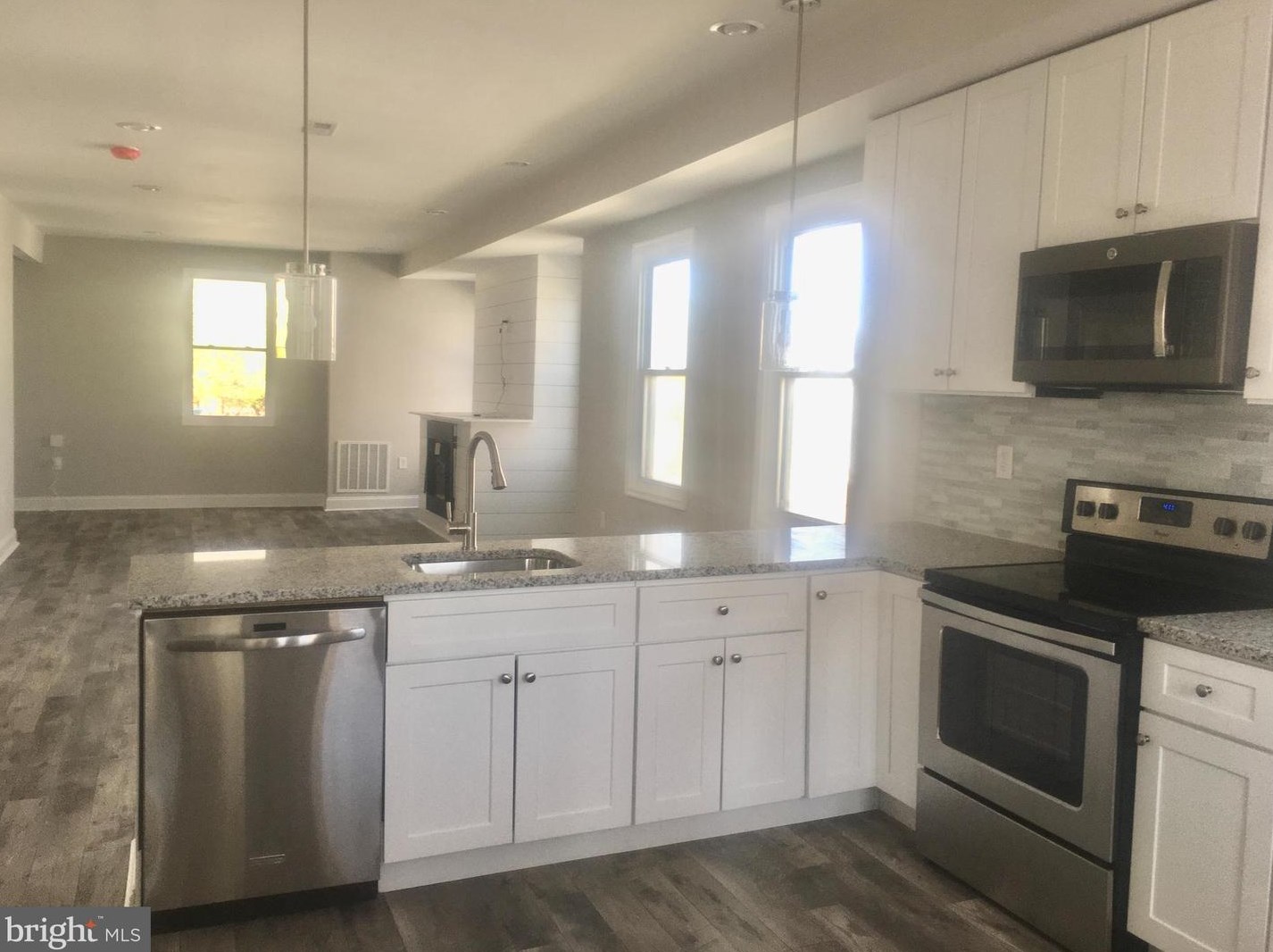 2905 Christopher Ave, Baltimore, MD 21214-1326