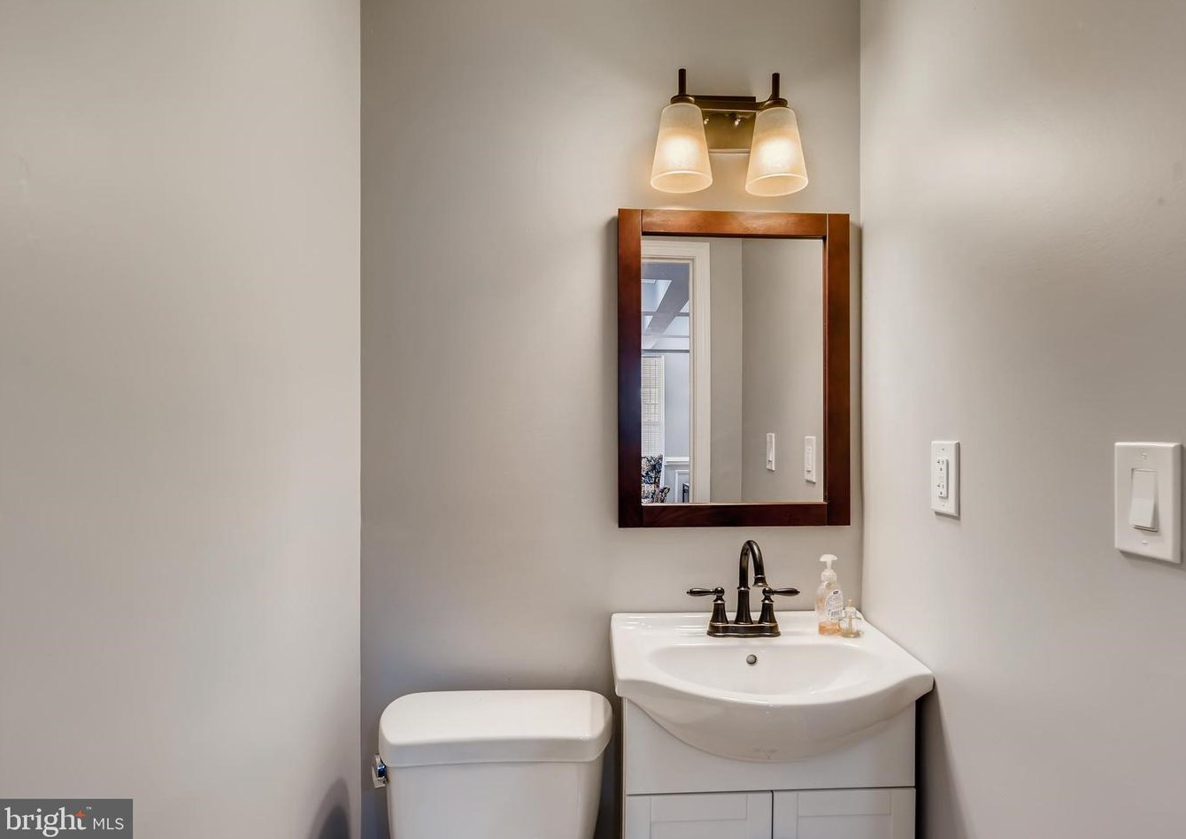 723 Curley St, Baltimore MD  21205-2717 exterior