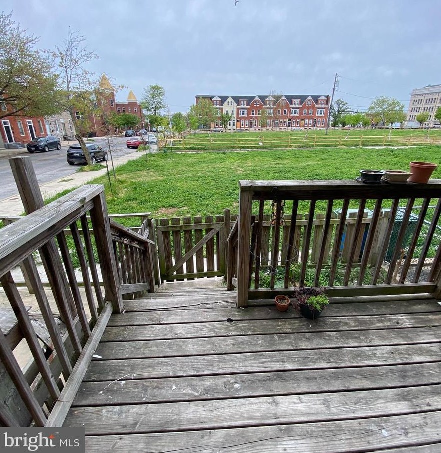 347 21st St, Baltimore MD  21218-6120 exterior