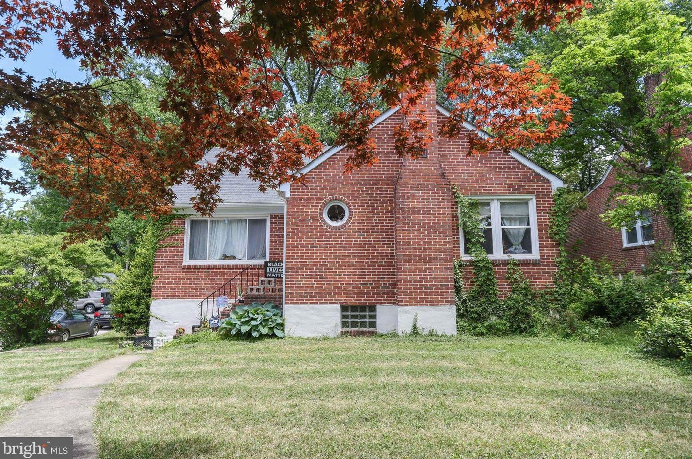 5709 Woodcrest Ave, Baltimore, MD 21215-4029