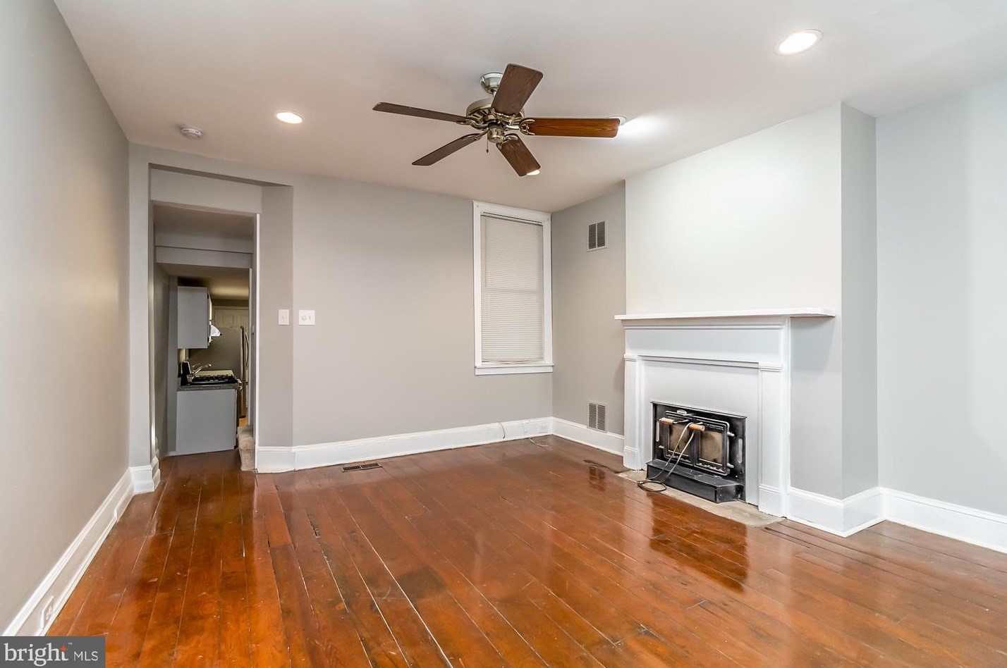635 Portland St, Baltimore MD  21230-2219 exterior