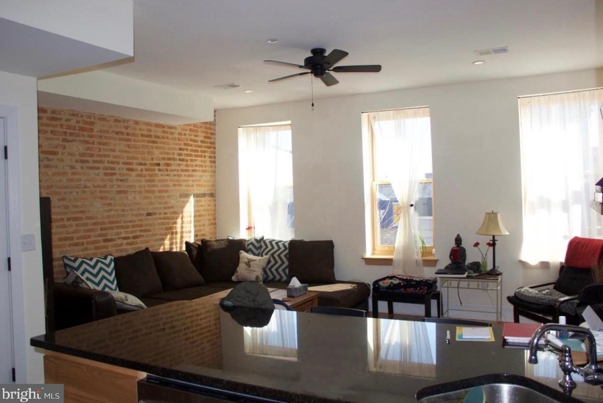 2110 Eastern Ave, Baltimore MD  21231-3109 exterior