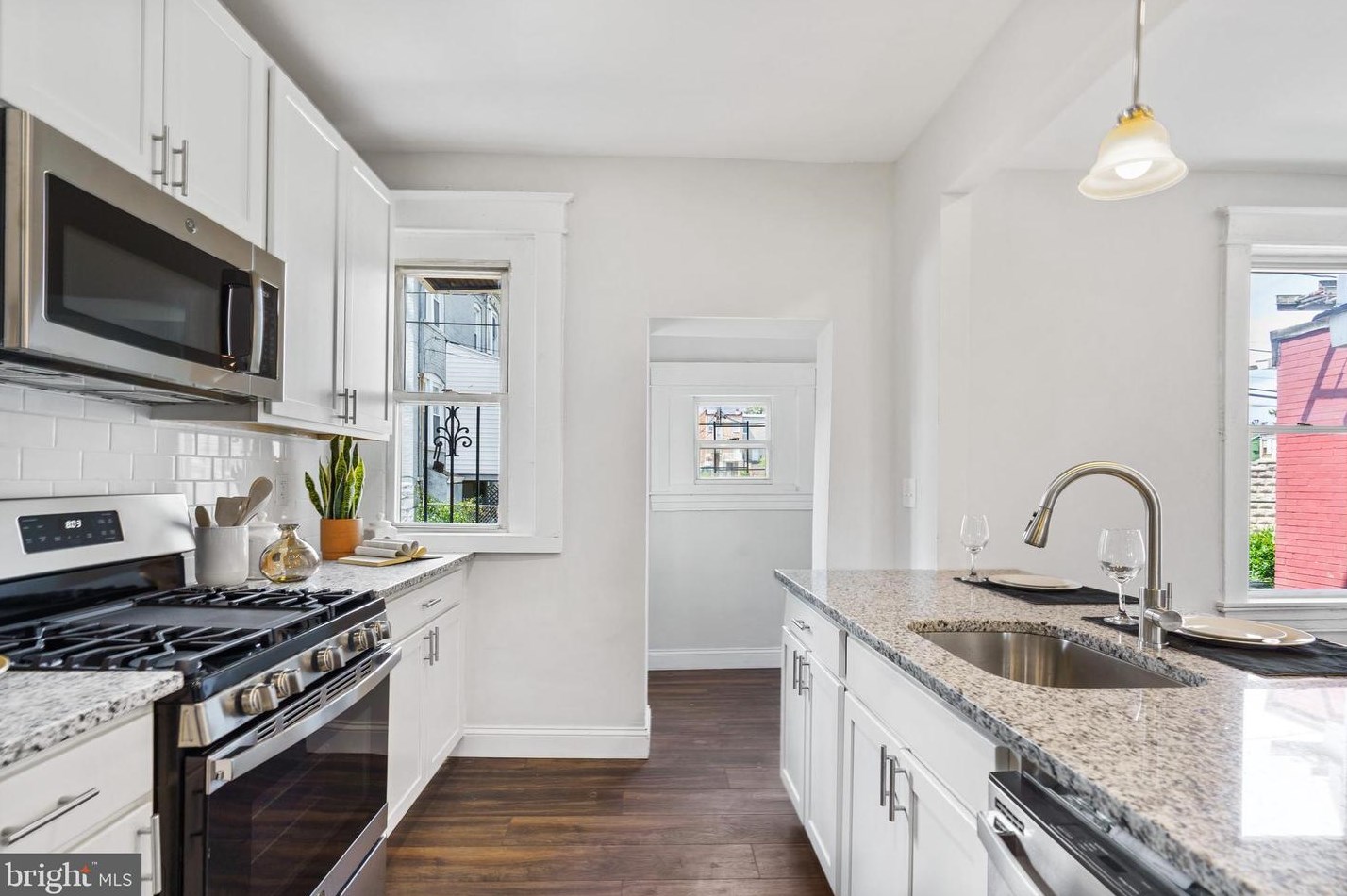 3724 Edmondson Ave, Baltimore MD  21229-2017 exterior