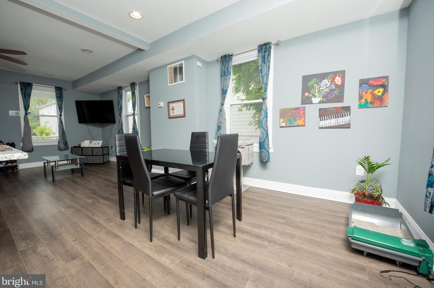 4911 Midwood Ave, Baltimore MD  21212-4526 exterior