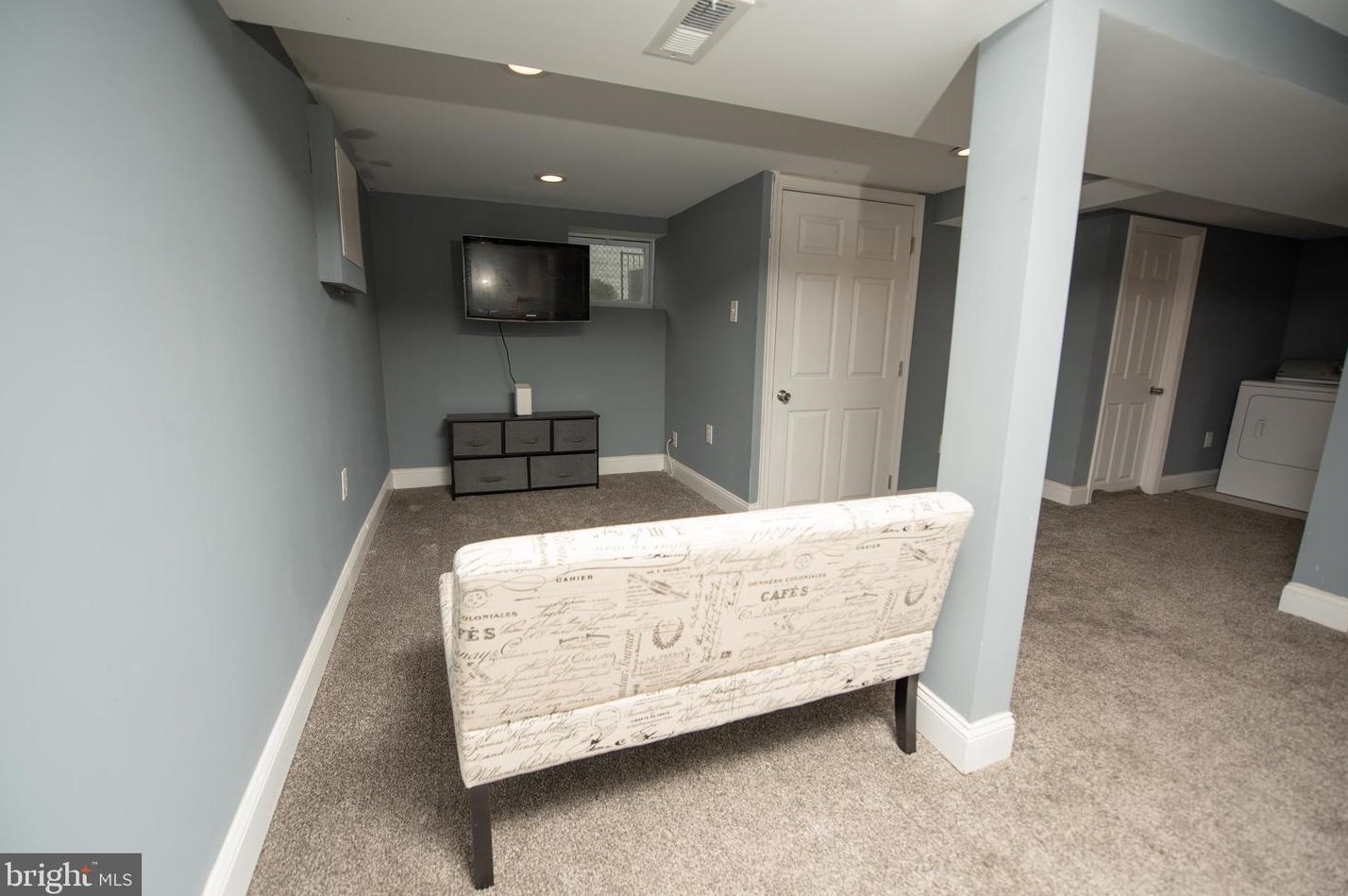 4911 Midwood Ave, Baltimore MD  21212-4526 exterior