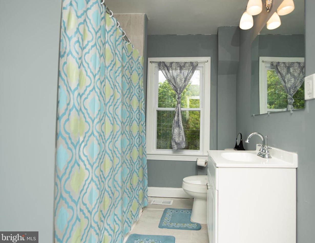 4911 Midwood Ave, Baltimore MD  21212-4526 exterior