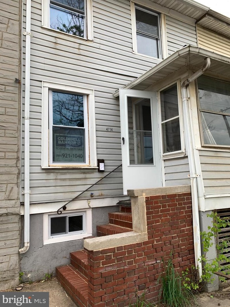 4114 Curtis Ave, Baltimore, MD 21226-1301