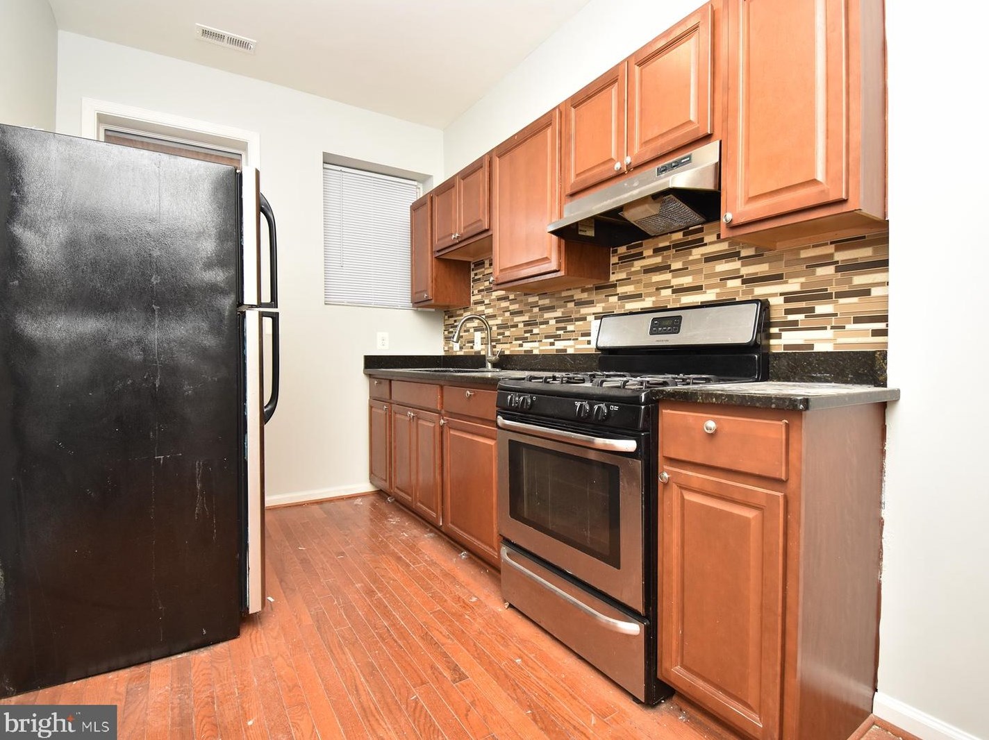 118 S Tremont Rd, Baltimore, MD 21229