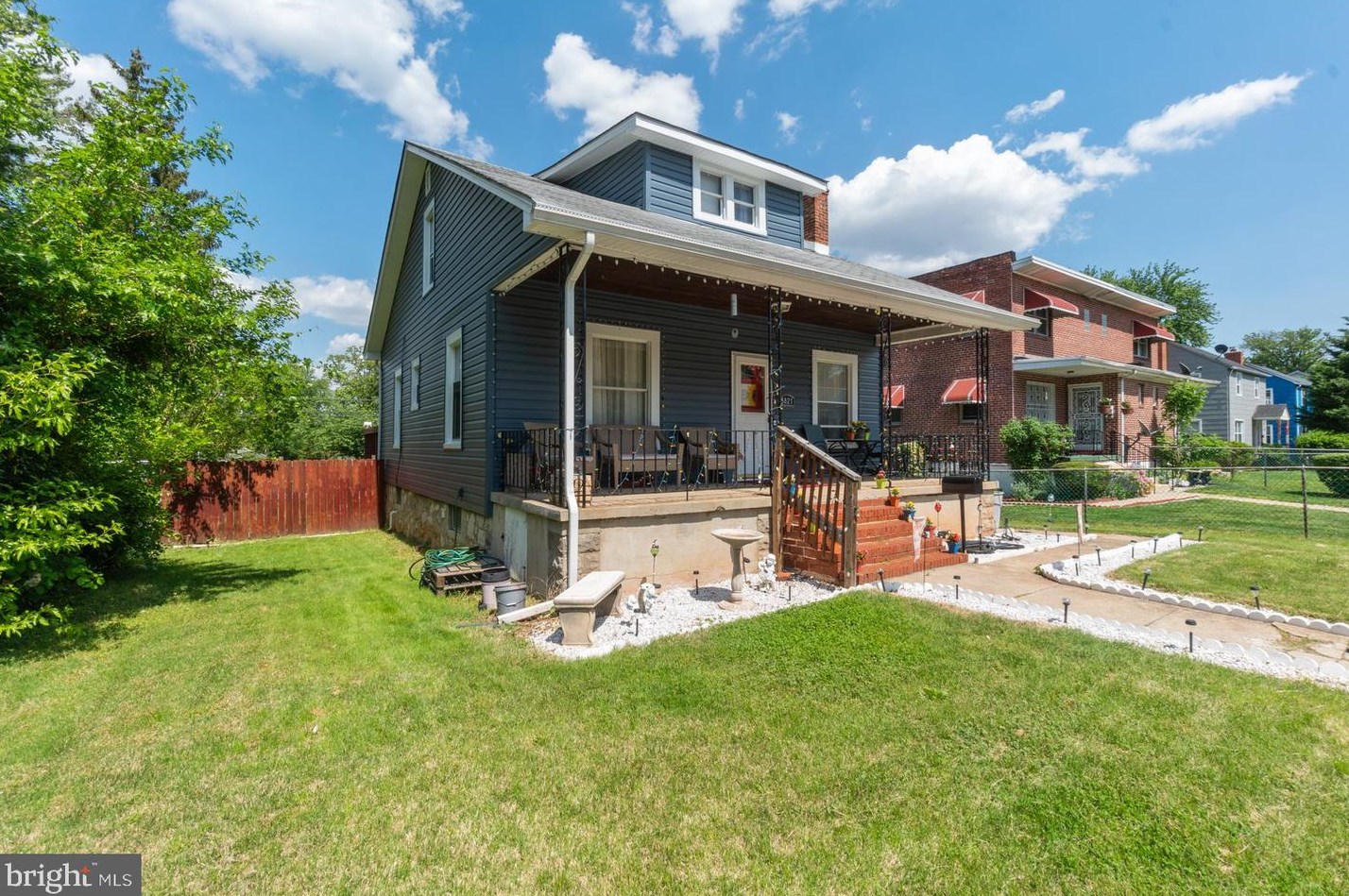 5821 Highgate Dr, Baltimore, MD 21215-3926