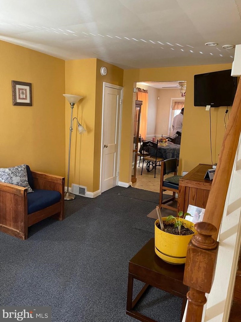 5334 Gist Ave, Baltimore, MD 21215-4631