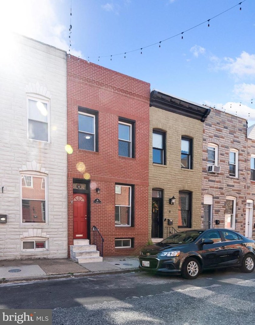 10 Robinson St, Baltimore MD  21224-2255 exterior