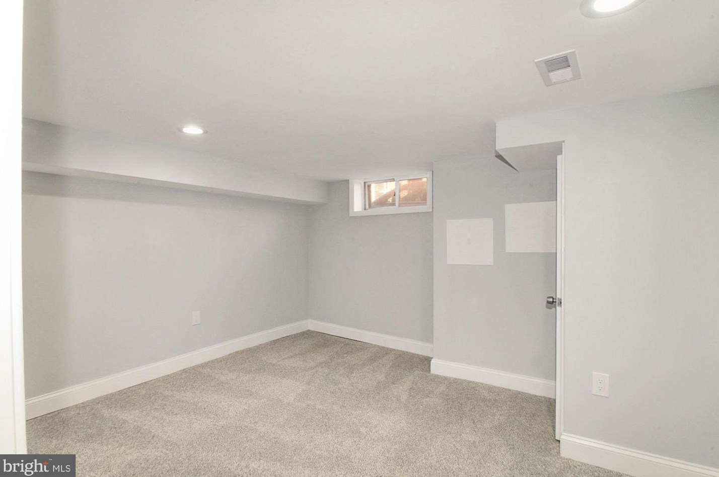 10 Robinson St, Baltimore MD  21224-2255 exterior