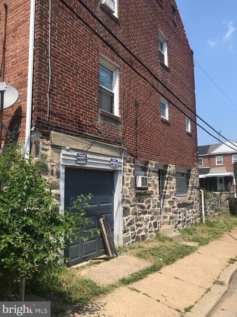 30 Abington Ave, Baltimore MD  21229-3702 exterior