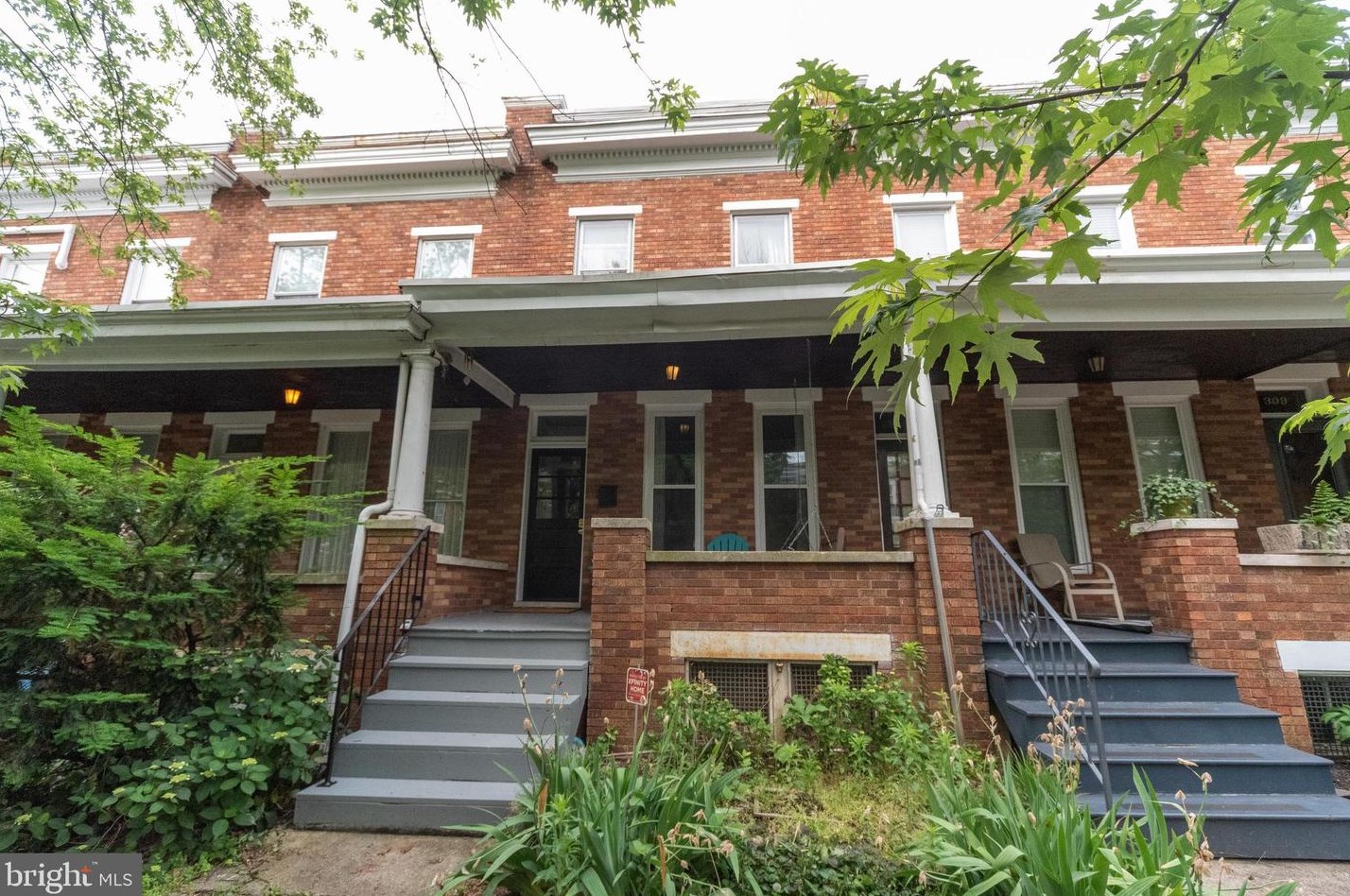 313 Birkwood Pl, Baltimore, MD 21218-2815