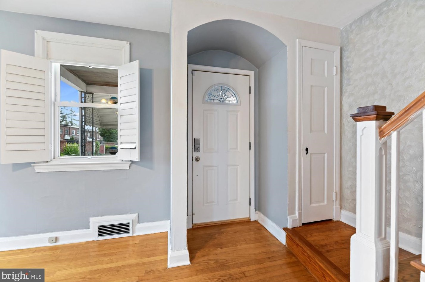 3901 Bareva Rd, Baltimore, MD 21215-7218