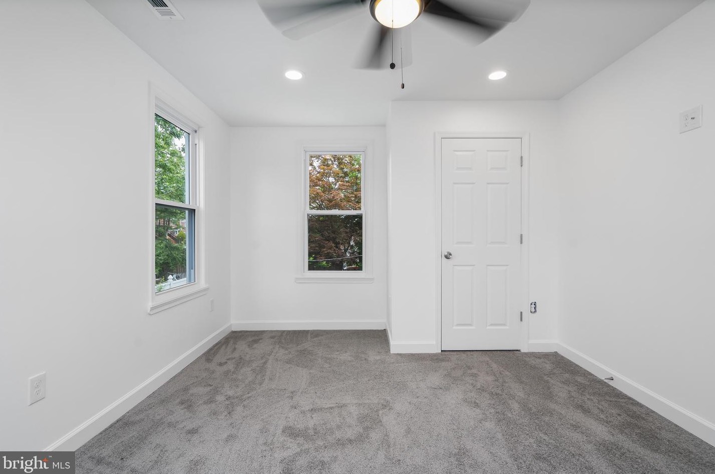 512 Rossiter Ave, Baltimore MD  21212-4507 exterior